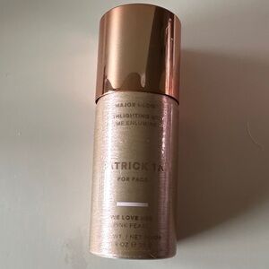 Patrick Ta Pink Pearl Face Highlighter